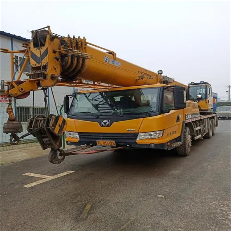 白鹭湖管理区吊车出租保险：全面覆盖，安全无忧