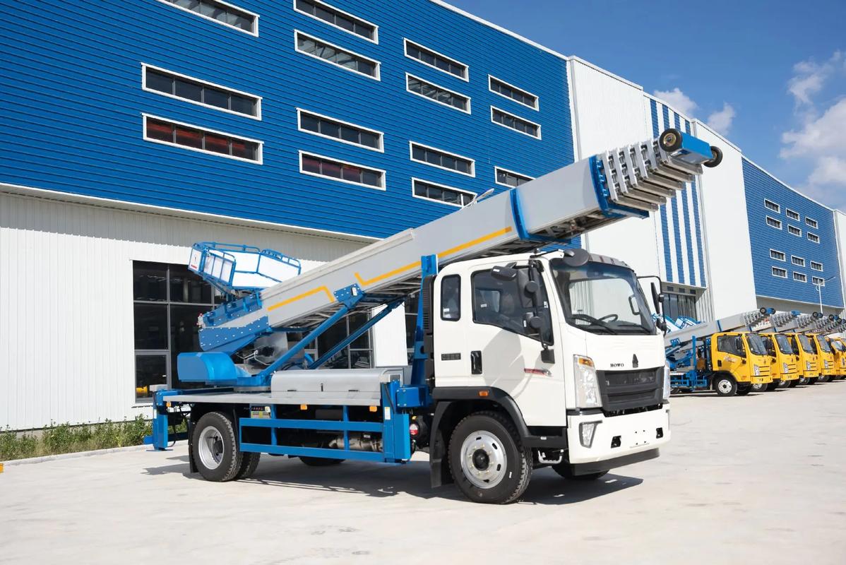 白鹭湖管理区出租云梯车高空作业车 建筑垃圾搬运